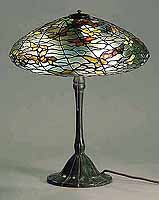 16" BUTTERFLIES TIFFANY STYLE LAMP